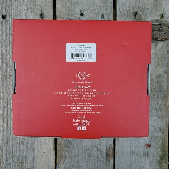 LENOX Holiday Round Fluted Dish Candy Bowl 24k gold Holly - Picture 7 of 7